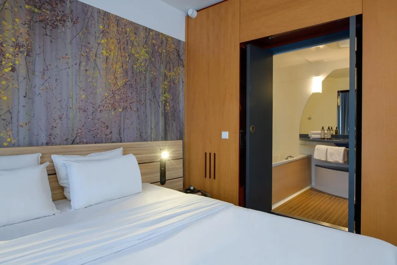 Novotel Suites Muenchen Parkstadt Schwabing Отель