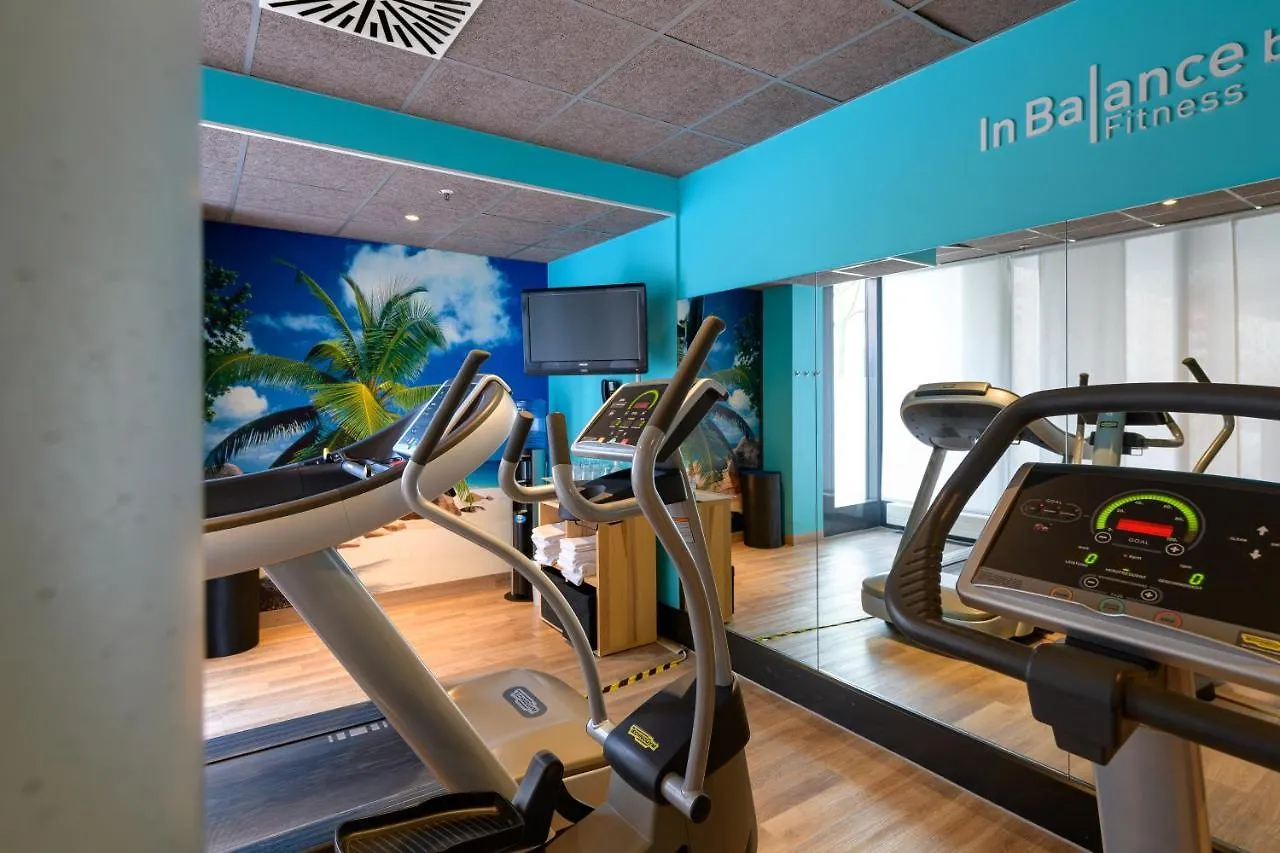 **** Отель Novotel Suites Muenchen Parkstadt Schwabing Германия